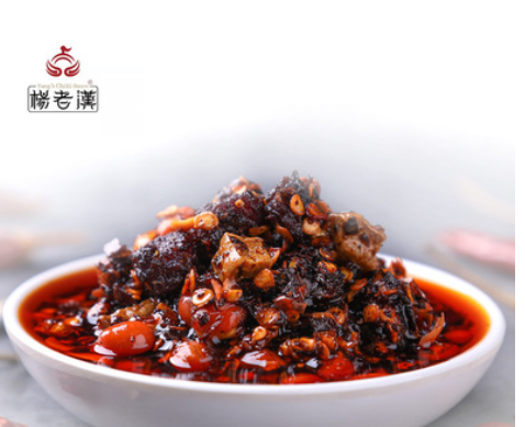 杨老汉辣椒酱三丁油辣椒玻璃瓶带盖下饭菜厂家贴牌加工拌面拌饭酱