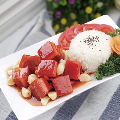 新美香预制菜湘味红烧肉快餐半成品盖浇饭外卖速食菜包料理包批发