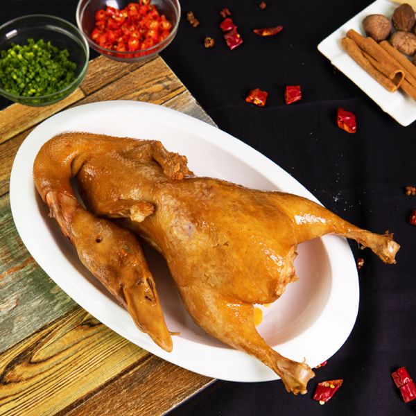 绝卤鸭卤味熟食整只白切手撕鸭烤鸭加热即食预制菜半成品食材批发